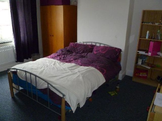  Image of 4 Bedroom House Share  To Rent at Horfield Bristol Horfield, BS7 0HT